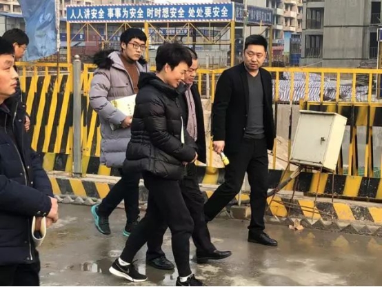 热烈欢迎漯河市郾城区各位领导莅临诚城·三英里观摩指导920